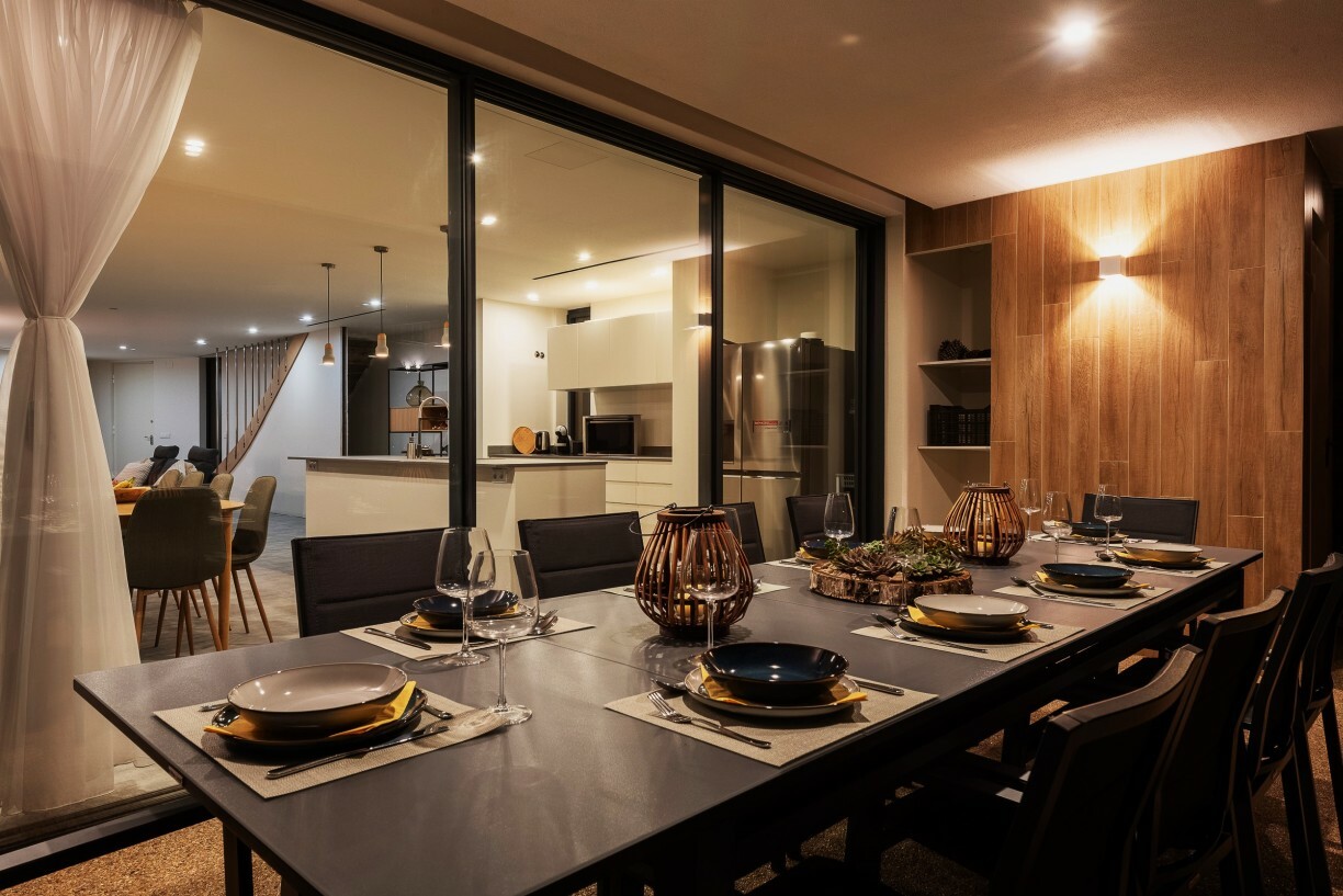 Villa Ypsilon Eagles Photo