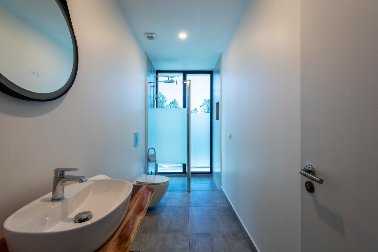 Villa Ypsilon Eagle Photo