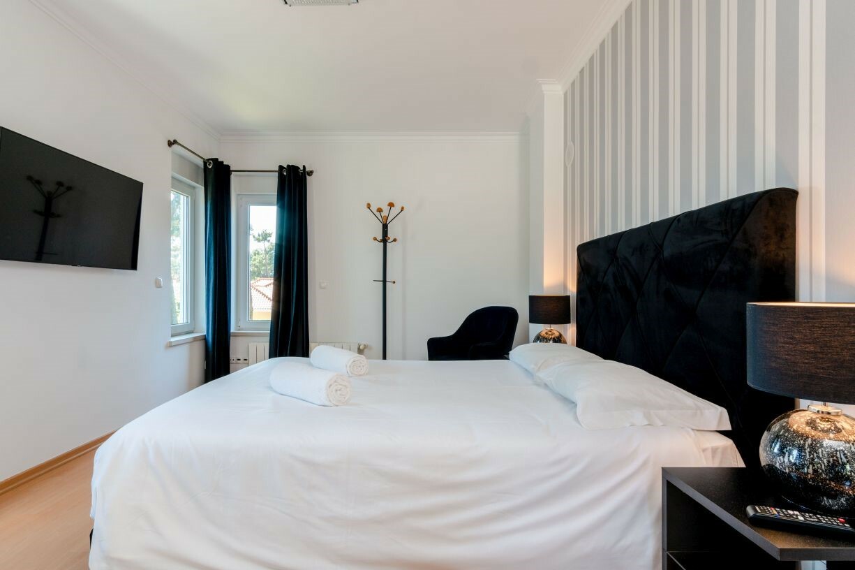 Villa Monterey Tee Photo