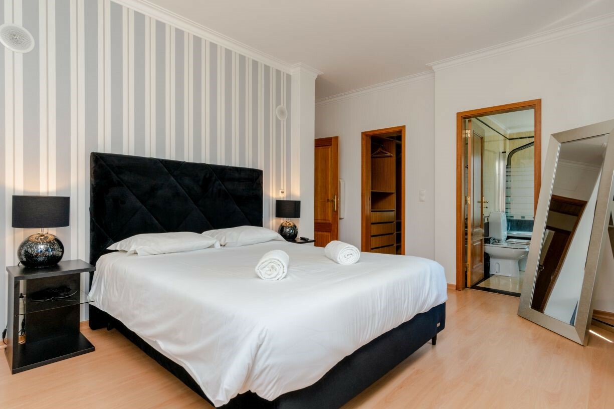 Villa Monterey Tee Photo