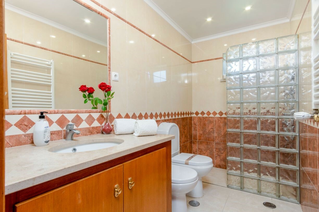 Villa Monterey Tee Photo