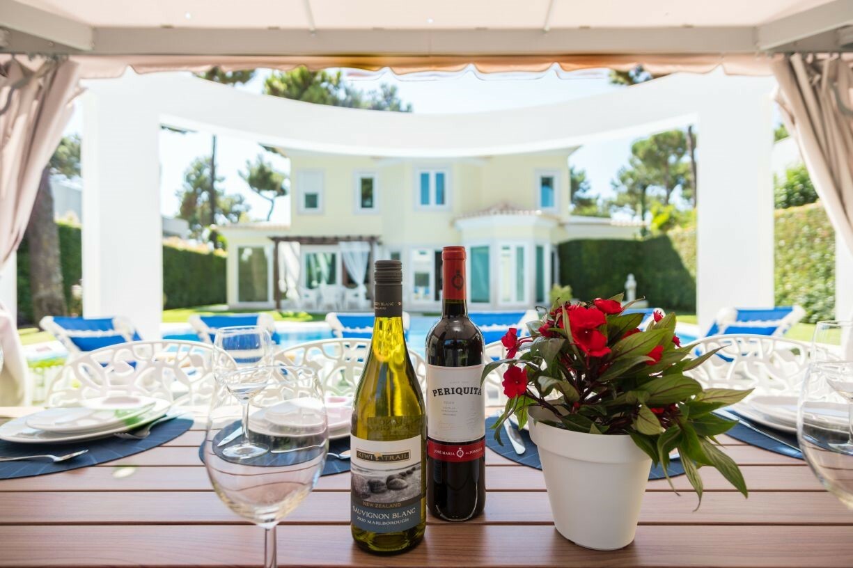 Villa Monterey Tee Photo