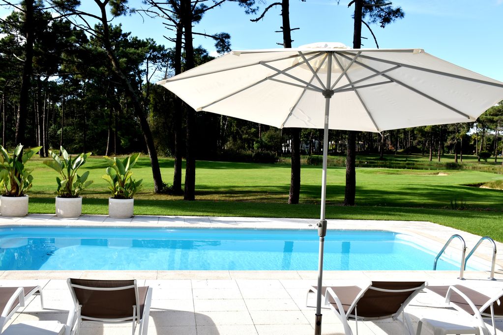 Villa Pineside Green Photo