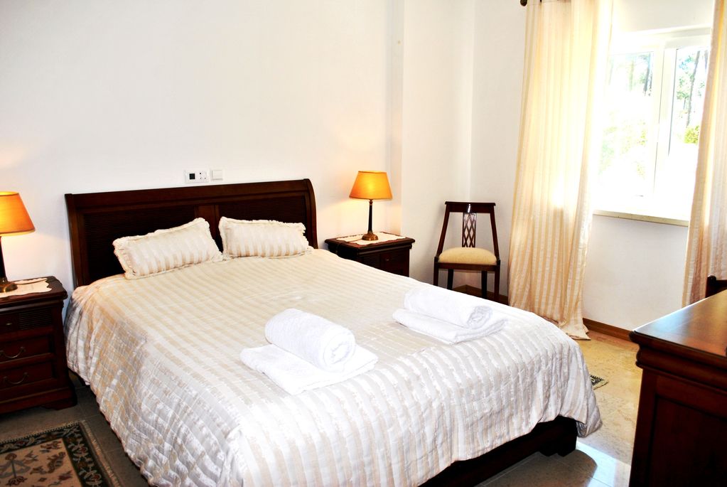 Villa Pineside Green Photo